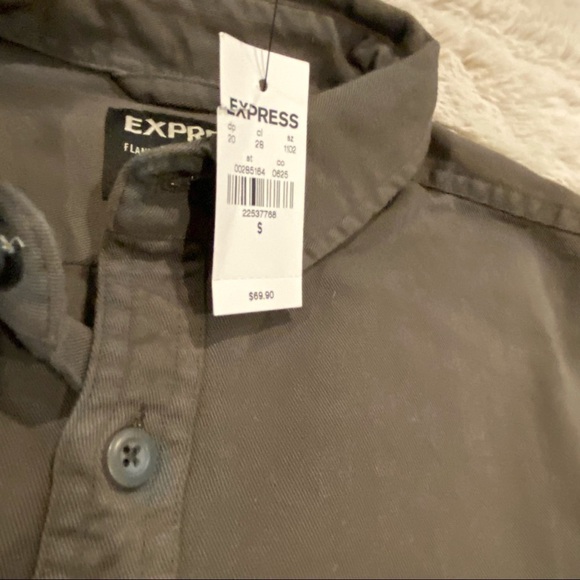 Express solid shirt flannel shirt jacket S NWT olive green - Picture 6 of 8